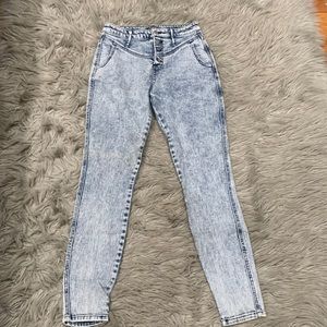Acid wash Jeans